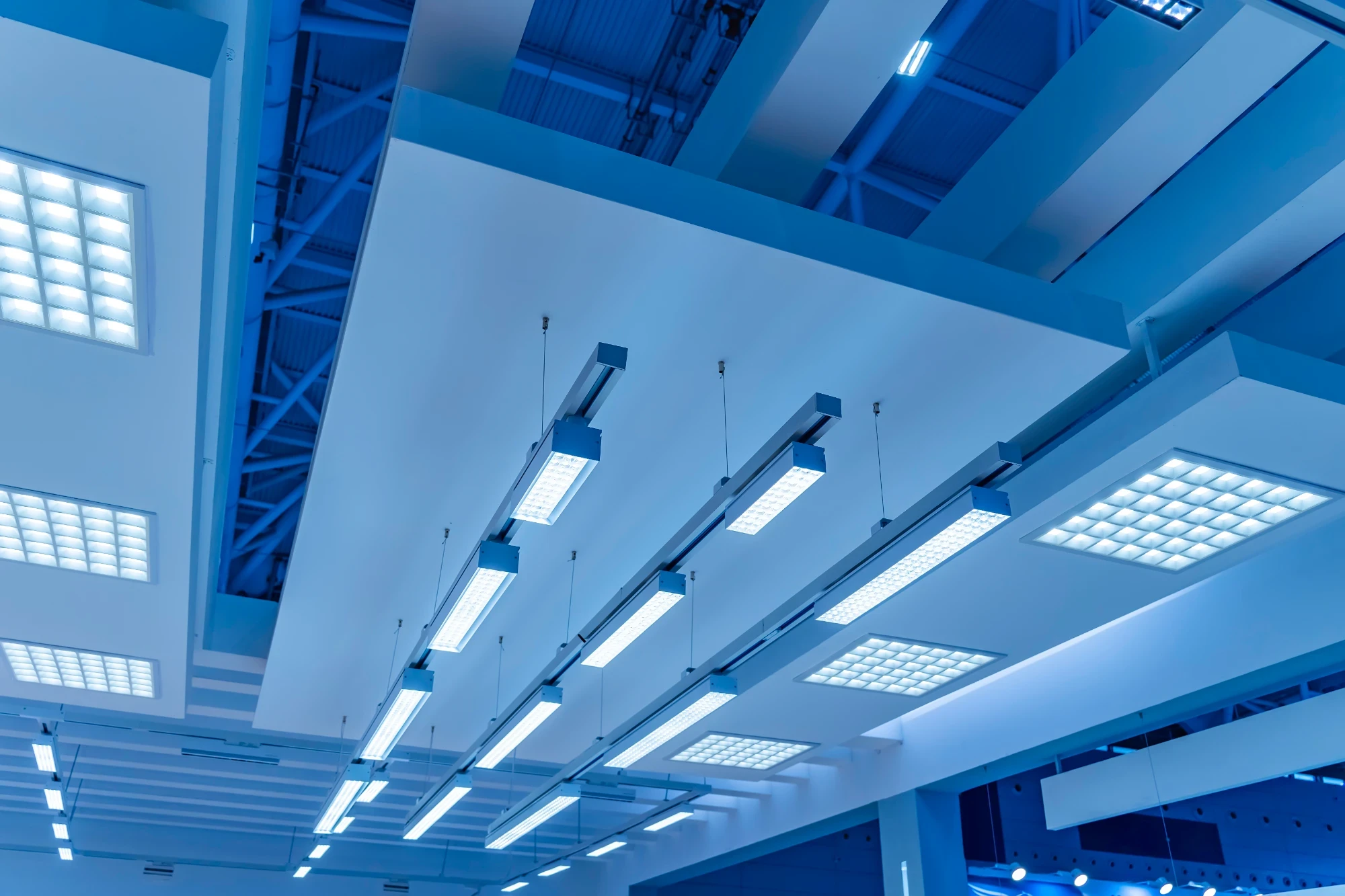 LED照明設備更新工事